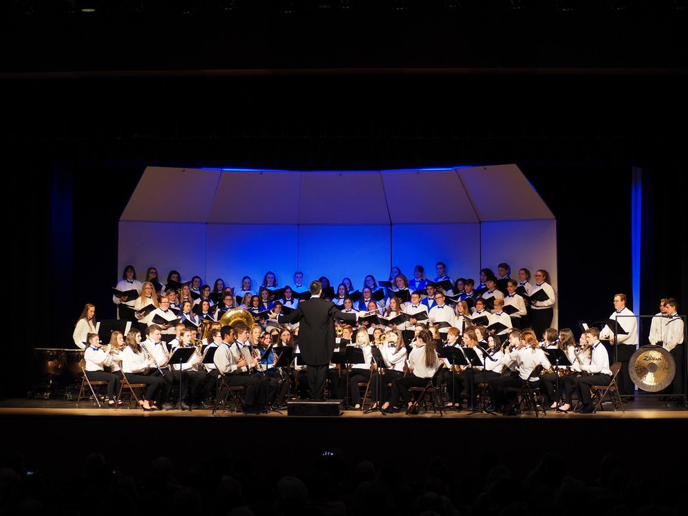 Chorus Concert Tonight! East Hampton High School