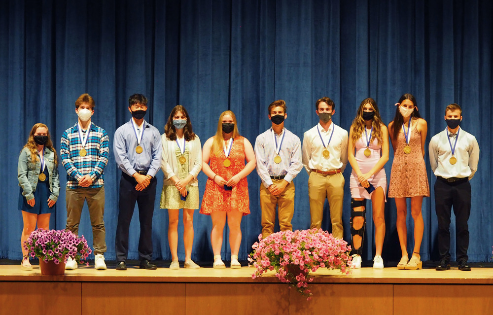 Senior Awards & Scholarship Recognitions